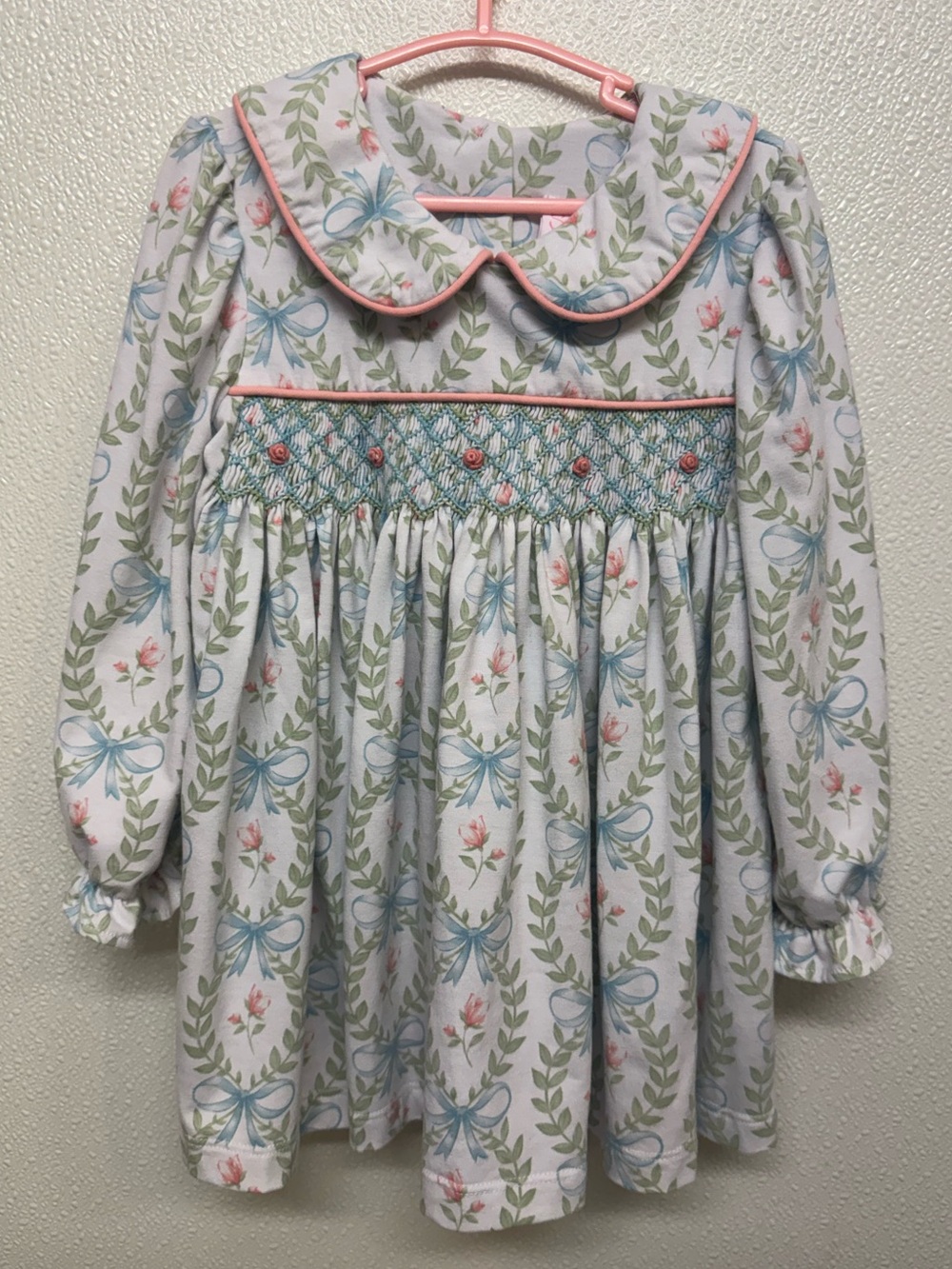 Stitchy Fish Bows and Bouquets Smocked Dress Sz 4T